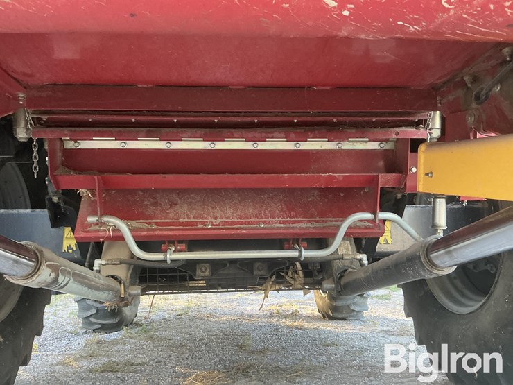 2011-case-ih-5088-image-17