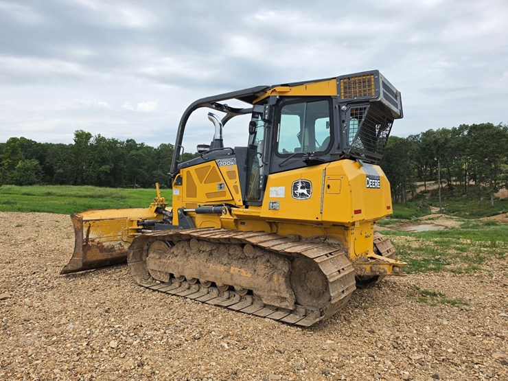 2015-deere-700k-image-5