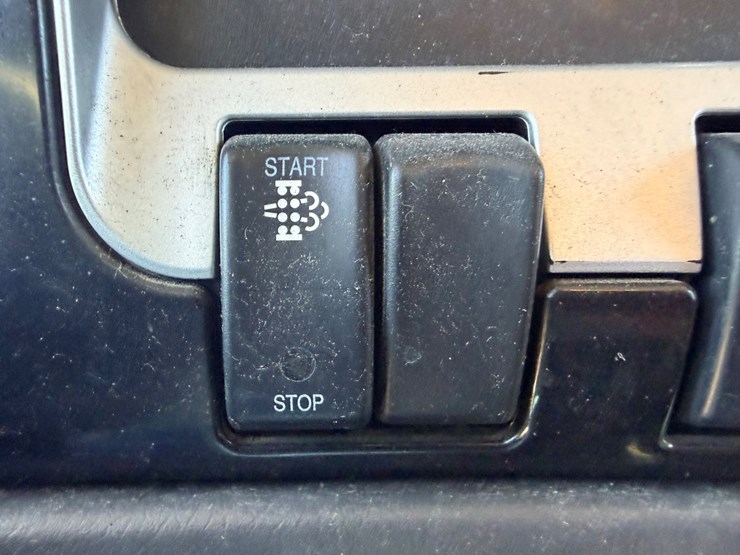 2010-kenworth-t800-image-104