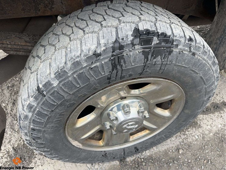 2018-dodge-3500hd-image-11