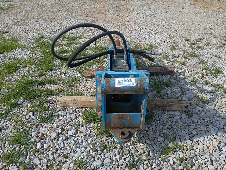 #23808-•-okada-hydraulic-breaker-excavator-attachment-image-3