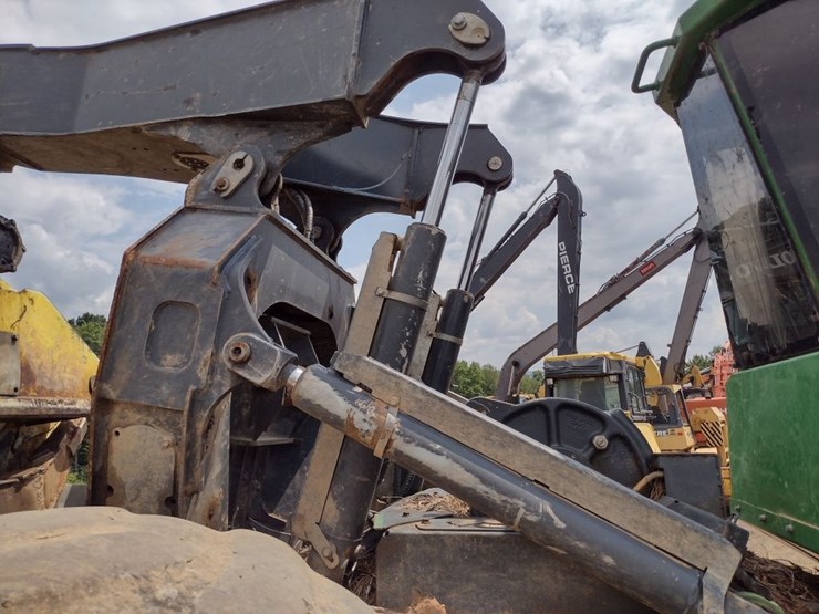 deere-648l-image-39