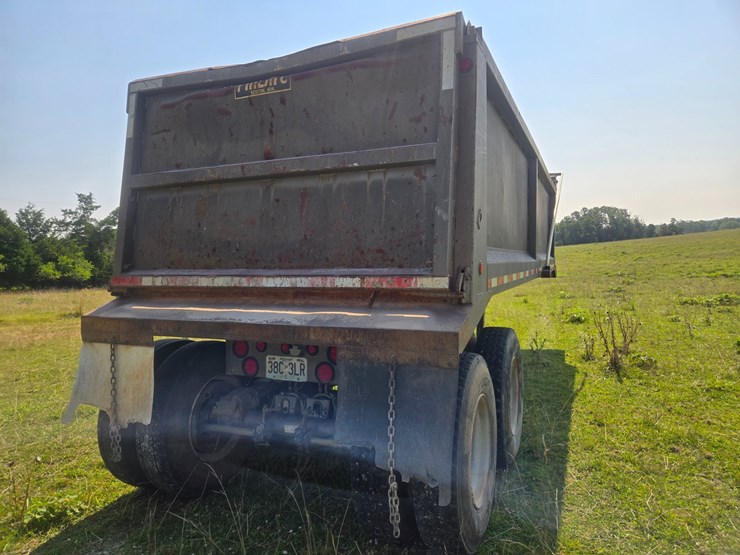 2005-hilbilt-end-dump-image-13