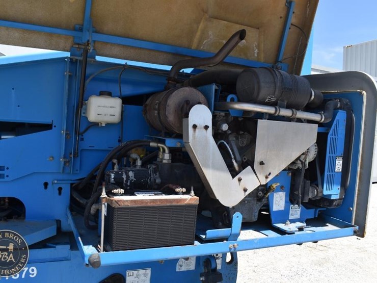 2007-genie-s40-image-21