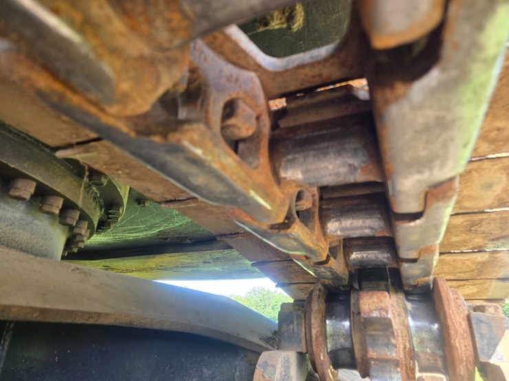 2015-caterpillar-521b-image-61