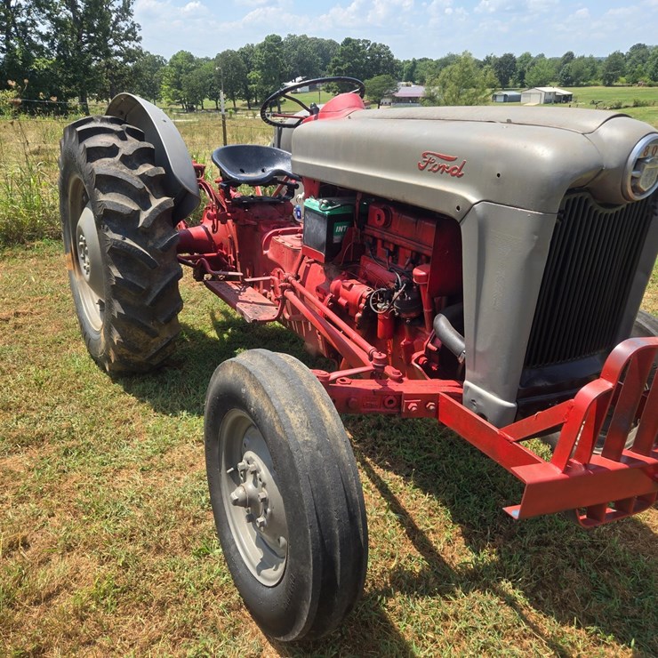 1955 FORD 800