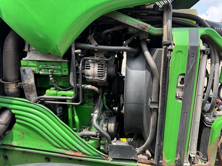 2010-john-deere-6430-image-11