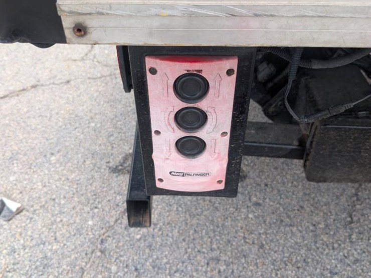 2012-ford-f550-image-26
