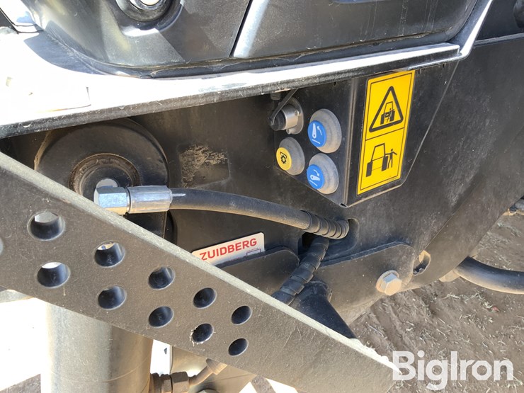 2023-jcb-fastrac-8330t4fcc-4wd-tractor-image-16
