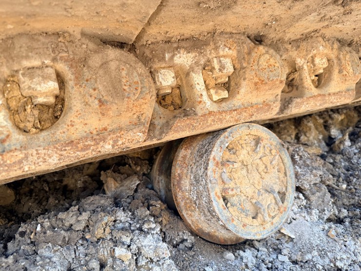 2010-caterpillar-328d-image-89