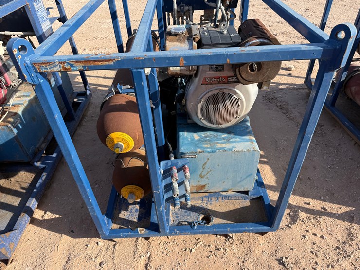 3k-wp-2-bottle-accumulator-nitrogen-backup-/-test-skid-p/b-kubota-actv-diesel-engine-image-5