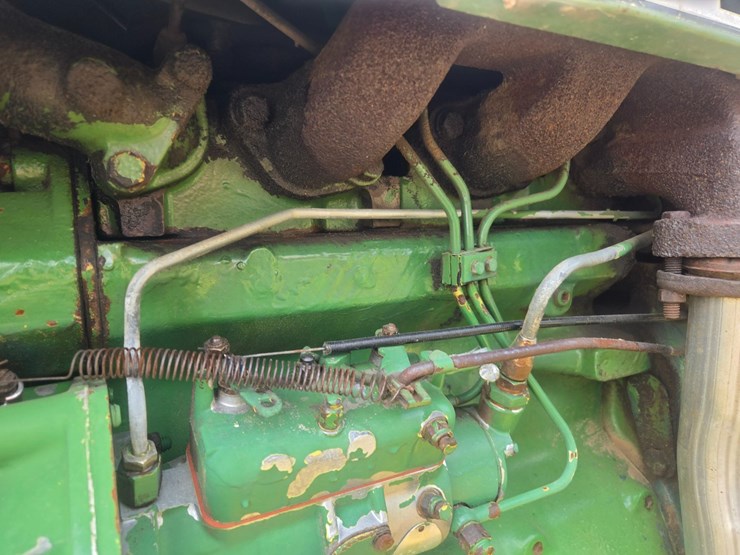 john-deere-2240-image-15