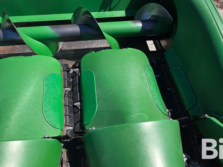 2010-john-deere-608c-image-19