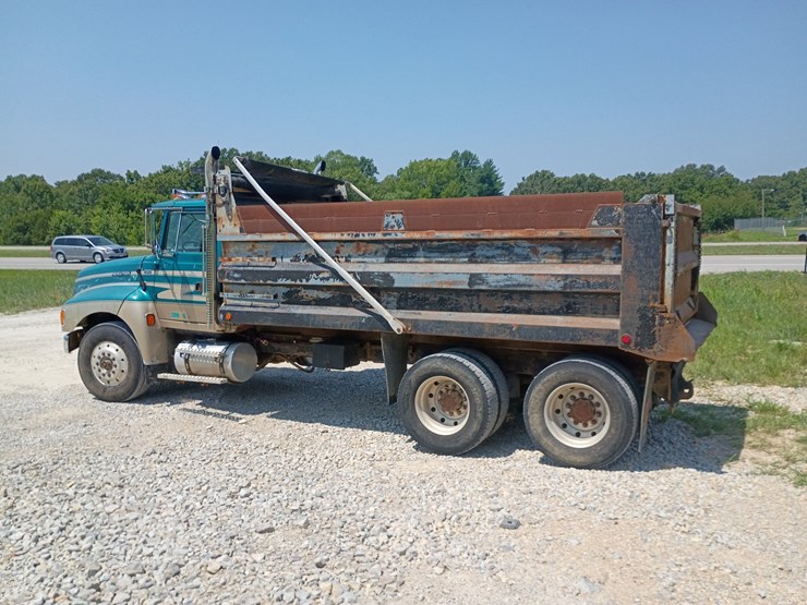 1994-ford-ltla9000-image-4