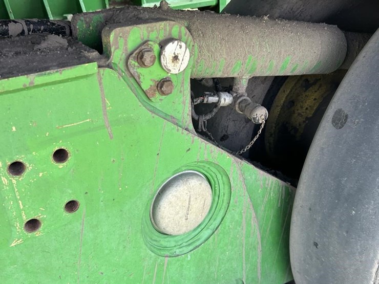 2000-john-deere-9400t-image-30