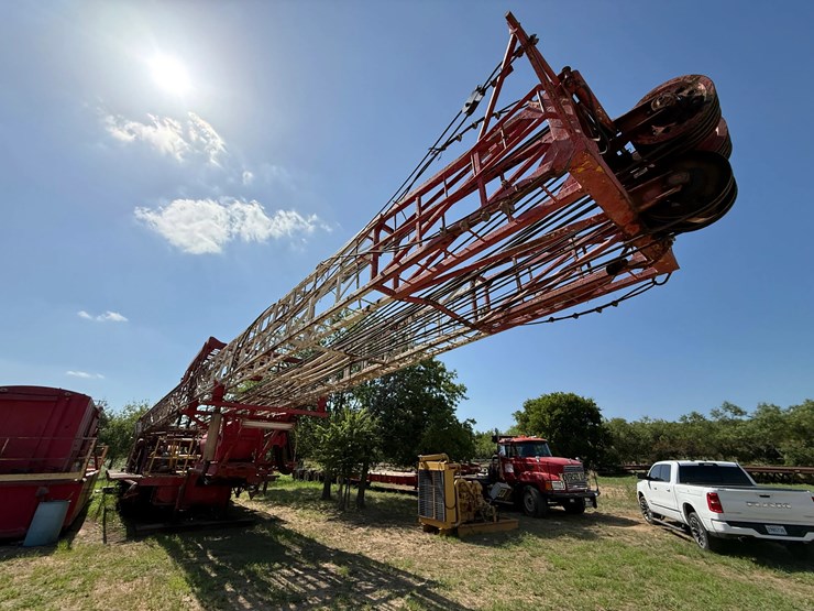 1981-wichtex-dd-75’-x-280k-lbs-300-hp-5,000’-trailer-mtd-drilling-rig-image-6