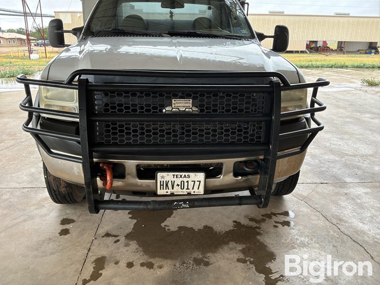 2006-ford-f550-image-9