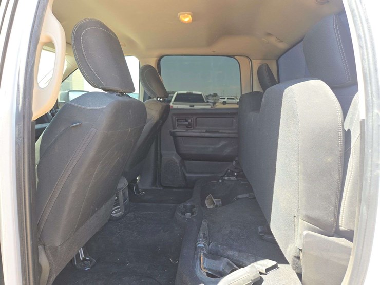 2020-ram-2500-tradesman-image-11