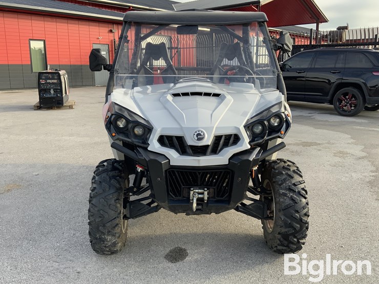 2017-massey-ferguson-730-image-2