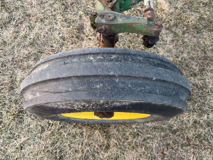 john-deere-620-image-10