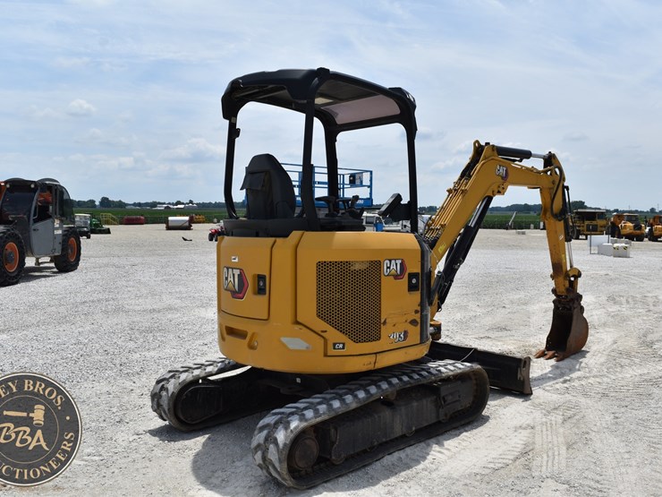 2023-caterpillar-303cr-image-14