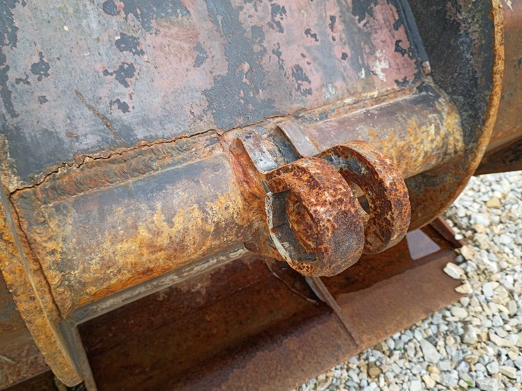 #24763-•-large-grapple-image-13