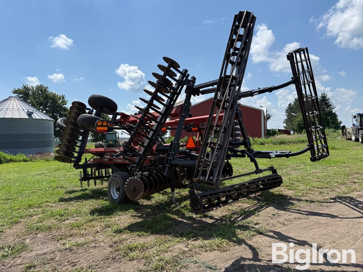 case-ih-330-image-7