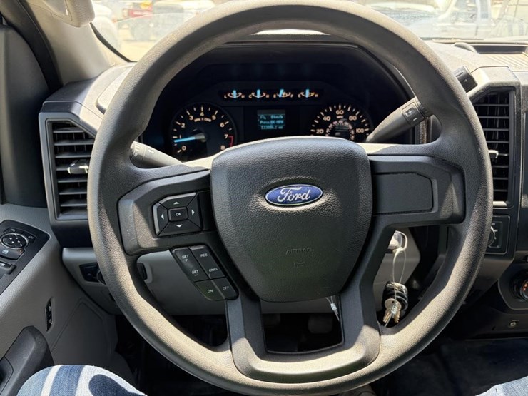 2018-ford-f150-image-16