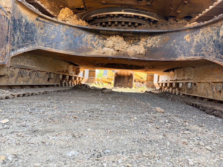 2010-caterpillar-328d-image-101