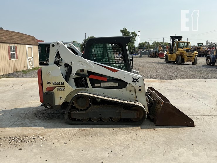 2017-bobcat-t595-image-5