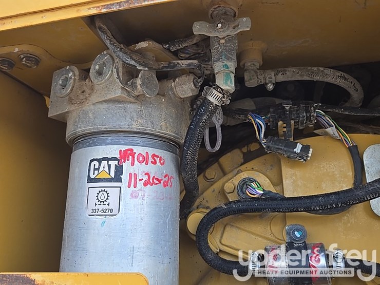 2018-caterpillar-d6n-lgp-image-37