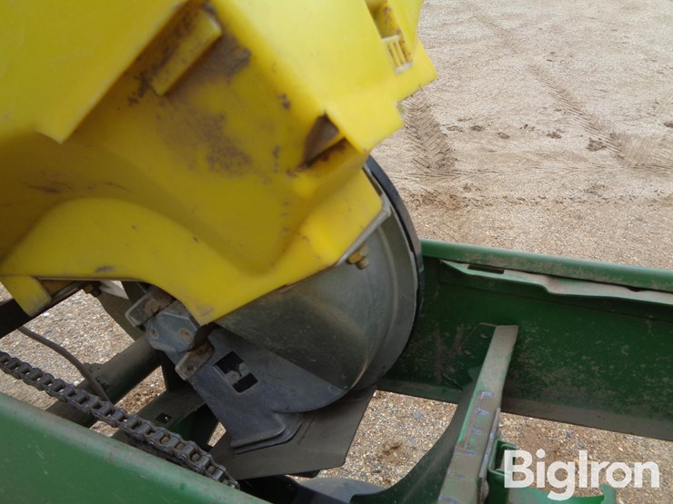 john-deere-7200-image-18