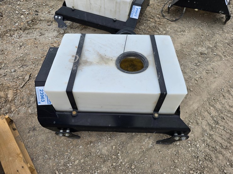 #23963-•-sprayer-tank-skid-steer-roof-mount-image-1