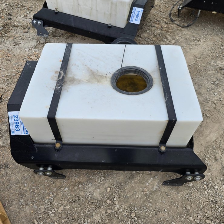 #23963 • Sprayer Tank Skid Steer Roof Mount