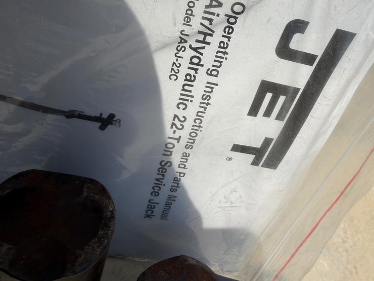 jet-air/hydraulic-jack-image-16