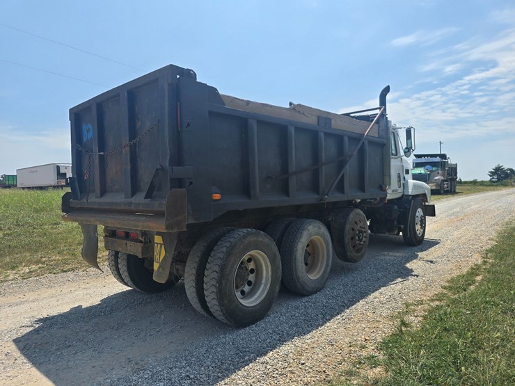 1994-mack-ch613-image-15