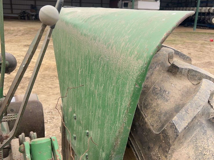 john-deere-620-image-42