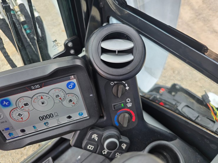 2022-bobcat-e35-image-72