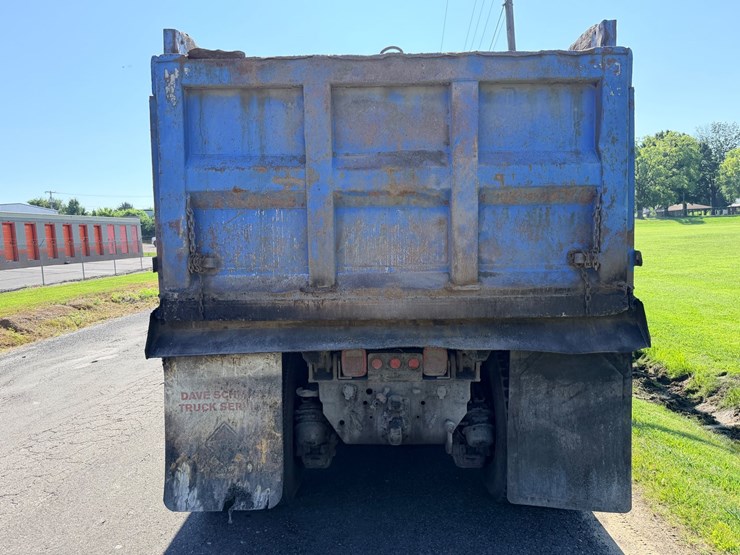 1993-mack-dm690s-image-8