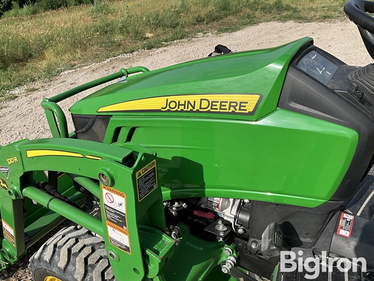 2023-john-deere-2025r-image-15