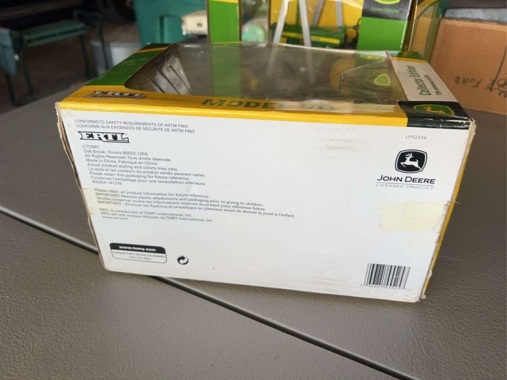 john-deere-16-image-8