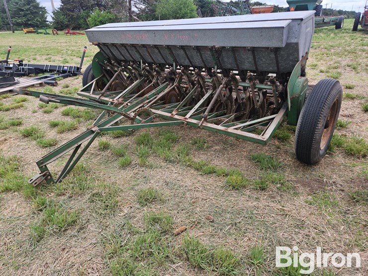 john-deere-14-image-1