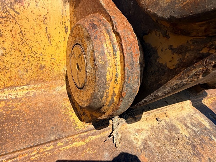 2010-caterpillar-328d-image-135