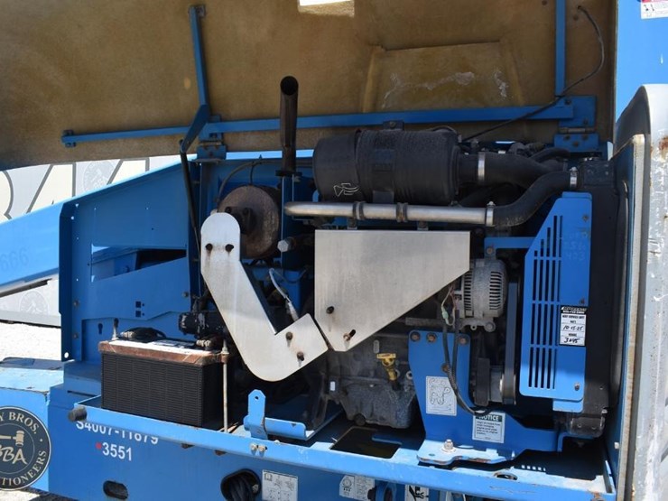 2007-genie-s40-image-24