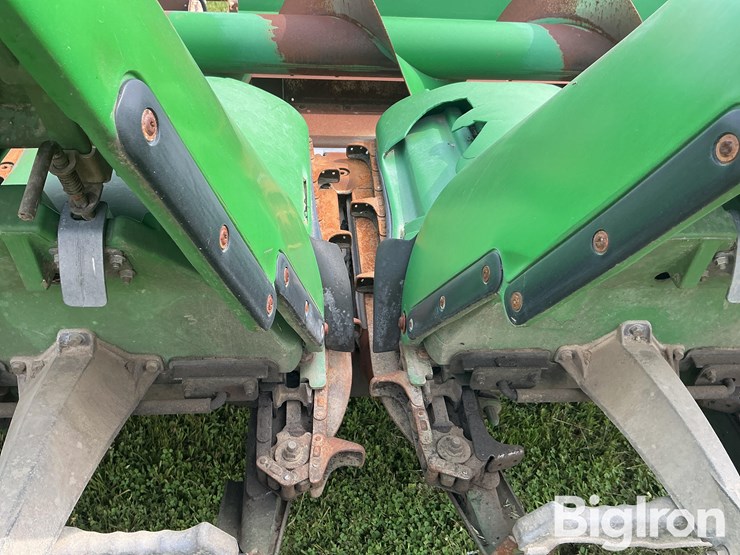 2012-john-deere-608c-image-19