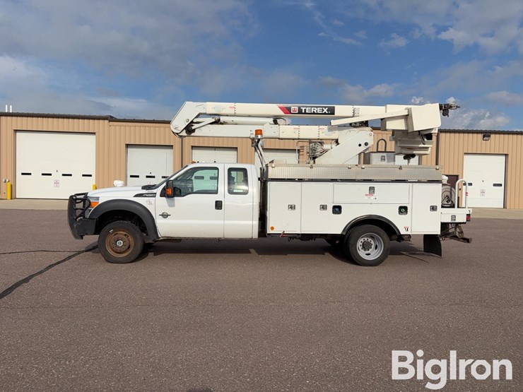 2016-ford-f550-image-8