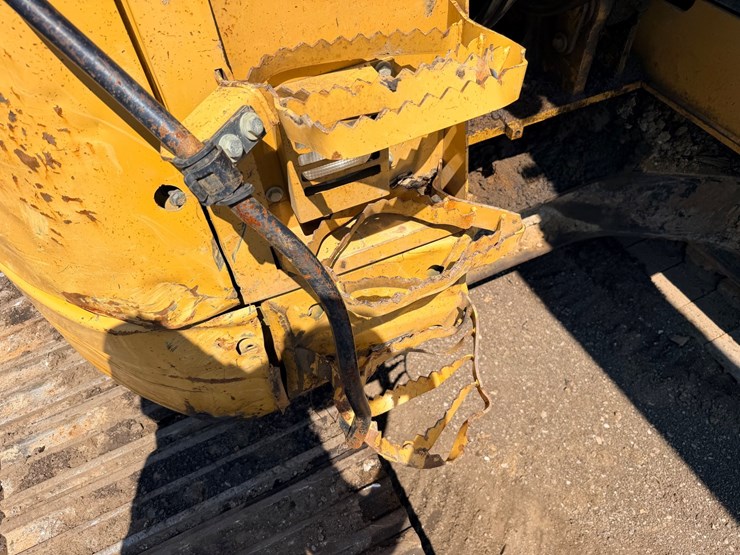 2010-caterpillar-328d-image-164