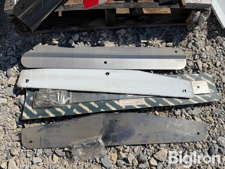 mudflap-brackets-and-parts-image-12