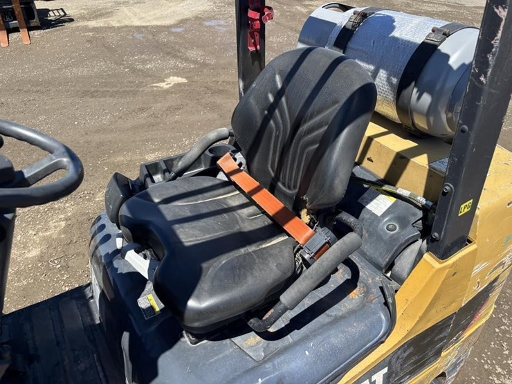 2020-caterpillar-2c6000-image-18