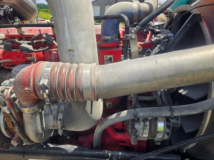 2016-peterbilt-389-image-37